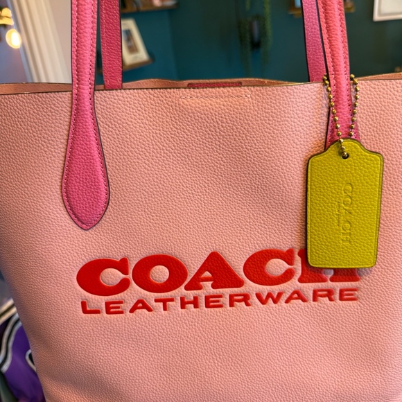 Coach Bag - Picture 4 of 5